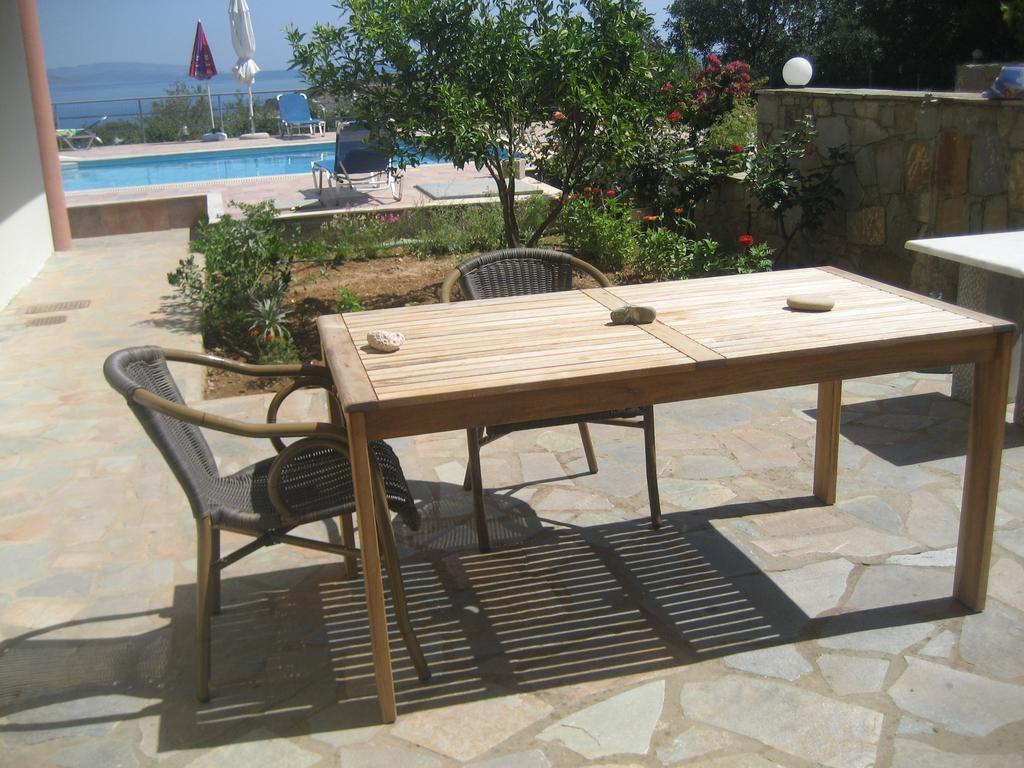 איסטרו Stelios Apartments מראה חיצוני תמונה